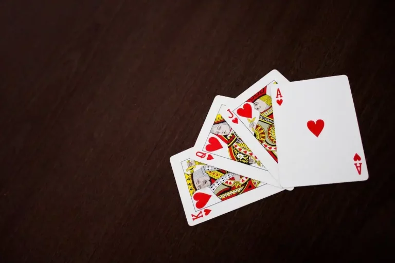 Important Factors to Consider When Playing Slots Online slot online